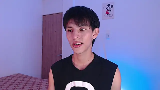 andrew courtzz online show from May 11, 2026, 6:38 pm