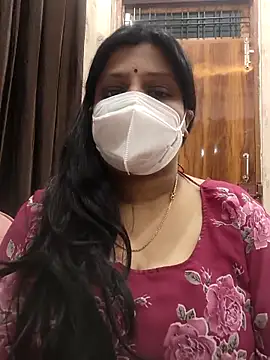 Snapshot of desiriya14 chatting on December 5, 2025, 6:04 pm desiriya14 online show from December 5, 2025, 6:04 pm