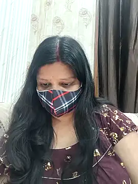 Snapshot of desiriya14 chatting on December 17, 2025, 8:53 am desiriya14 online show from December 17, 2025, 8:53 am