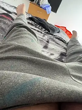 picachux online show from April 23, 2026, 4:31 pm