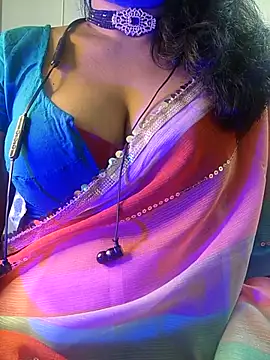 Preeti345 online show from July 26, 2026, 4:25 pm