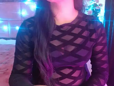 Lola Bebe online show from March 25, 2026, 5:02 am