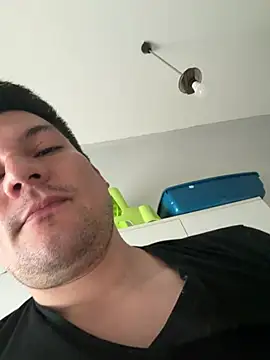 CharlyAlfa22 online show from April 28, 2026, 2:55 pm