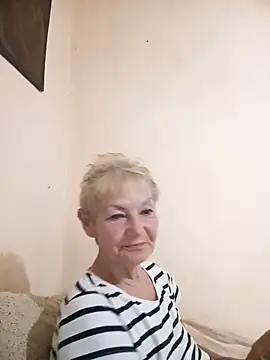 Snapshot of Calypso-Loove chatting on June 30, 2026, 1:23 pm Calypso-Loove online show from June 30, 2026, 1:23 pm