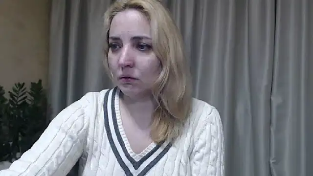 sweetpussy online show from April 7, 2026, 2:50 pm