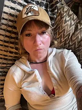 alluringpixie online show from March 24, 2026, 2:33 pm