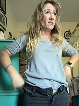 alluringpixie online show from May 10, 2026, 10:26 pm