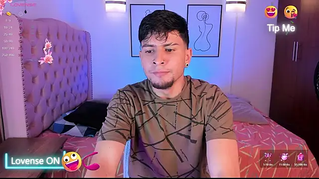 vaalentiino online show from February 9, 2026, 7:51 pm