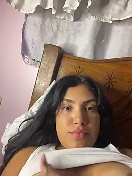  Laurentt  online show from April 14, 2026, 2:06 am