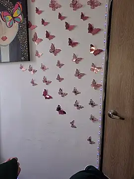 Snapshot of SabrinaLu_ chatting on February 11, 2026, 7:41 pm SabrinaLu online show from February 11, 2026, 7:41 pm