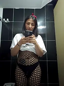 Snapshot of SabrinaLu_ chatting on February 21, 2026, 9:16 pm SabrinaLu online show from February 21, 2026, 9:16 pm