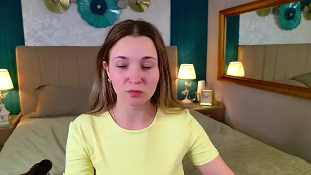 Lina Sinerz online show from May 28, 2026, 3:31 pm