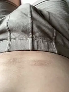 Snapshot of hairylittledic chatting on July 14, 2026, 12:13 am hairylittledic online show from July 14, 2026, 12:13 am