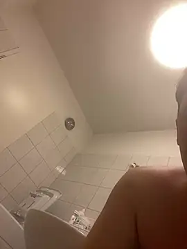 Snapshot of VIP9696 chatting on March 3, 2026, 9:10 pm VIP9696 online show from March 3, 2026, 9:10 pm