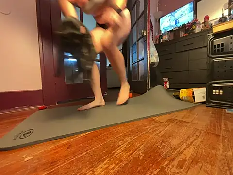 Snapshot of rosiebuddy chatting on January 14, 2026, 4:34 pm rosiebuddy online show from January 14, 2026, 4:34 pm