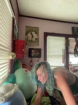 rosiebuddy online show from February 17, 2026, 6:25 pm