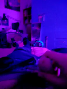 barbone15 online show from April 16, 2026, 8:20 pm