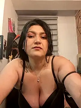 Snapshot of Magenta_Moon chatting on March 1, 2026, 4:58 am Magenta Moon online show from March 1, 2026, 4:58 am