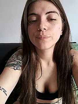 Ceciihot online show from January 6, 2026, 4:00 pm