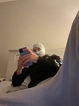 phantom898983 online show from March 17, 2026, 7:55 am