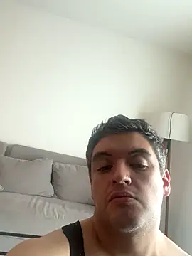 Snapshot of tritonhotchem chatting on December 5, 2025, 9:51 am tritonhotchem online show from December 5, 2025, 9:51 am