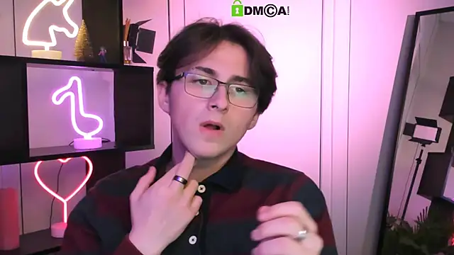 Snapshot of azen_rush chatting on December 21, 2025, 7:32 pm azen rush online show from December 21, 2025, 7:32 pm