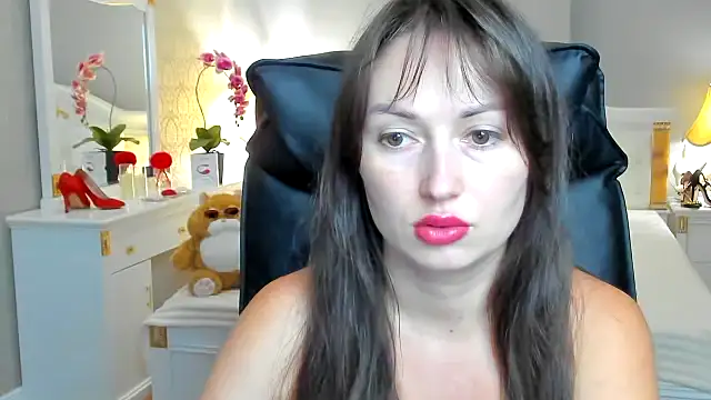 RosiAlina online show from July 8, 2026, 6:40 am