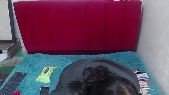 alunnaclarkcm online show from January 11, 2026, 12:48 am