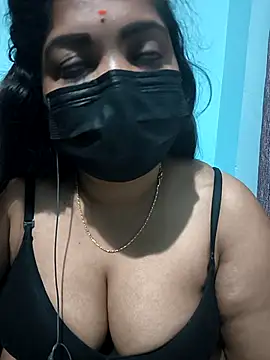 Snapshot of Shaksana-reddy chatting on December 20, 2025, 7:37 am Shaksana-reddy online show from December 20, 2025, 7:37 am