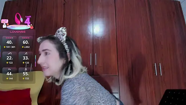 carly grasso online show from October 31, 2025, 9:32 am