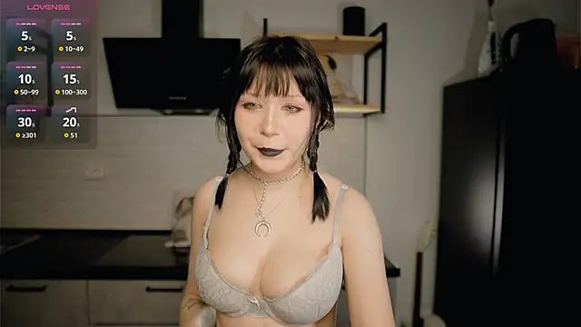 Nickari online show from February 6, 2026, 1:14 pm