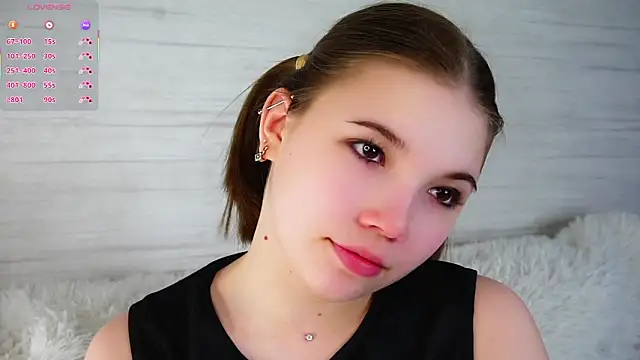 Snapshot of SolBurri chatting on February 28, 2026, 1:17 am SolBurri online show from February 28, 2026, 1:17 am