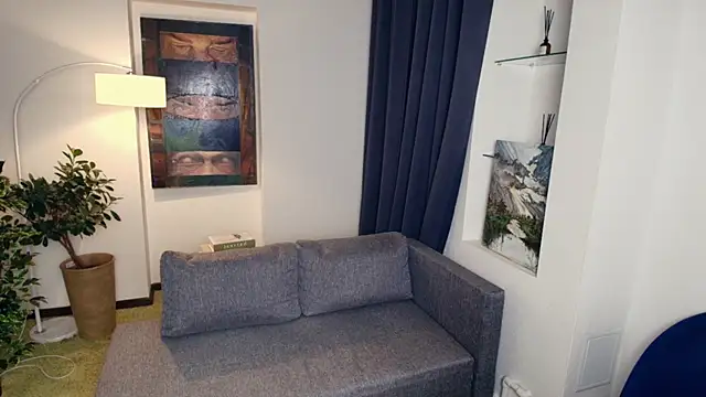 DiedraDilaura online show from January 15, 2026, 12:10 pm