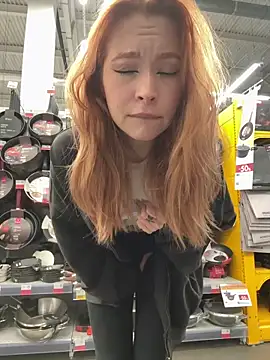 Snapshot of _Little_Ginger chatting on February 5, 2026, 3:00 am Little Ginger online show from February 5, 2026, 3:00 am