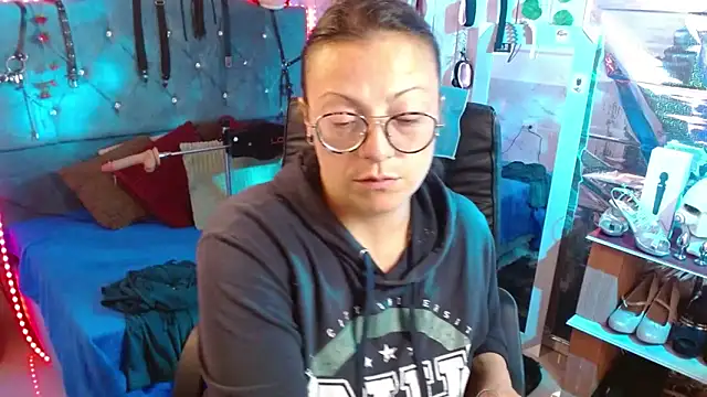 Susana Rojas online show from March 13, 2026, 11:55 pm