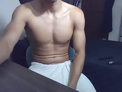 Patrick3 5556 online show from April 16, 2026, 1:34 pm