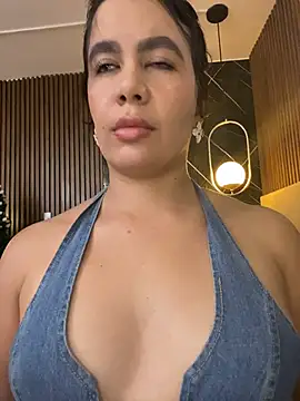 Snapshot of ValentinaEliot chatting on January 8, 2026, 1:30 am ValentinaEliot online show from January 8, 2026, 1:30 am