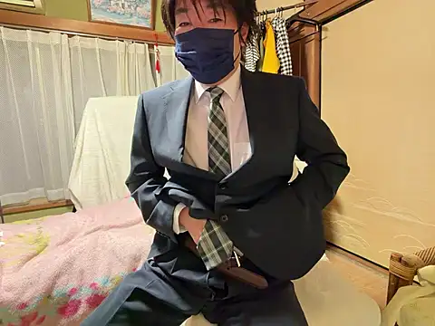 Hirokazu 12 online show from February 9, 2026, 10:41 am