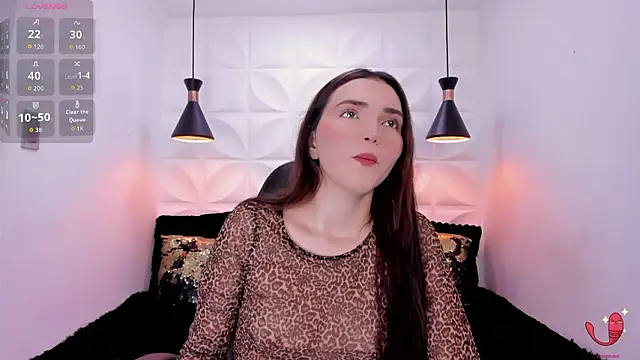 valeriecute18 online show from March 6, 2026, 7:10 pm