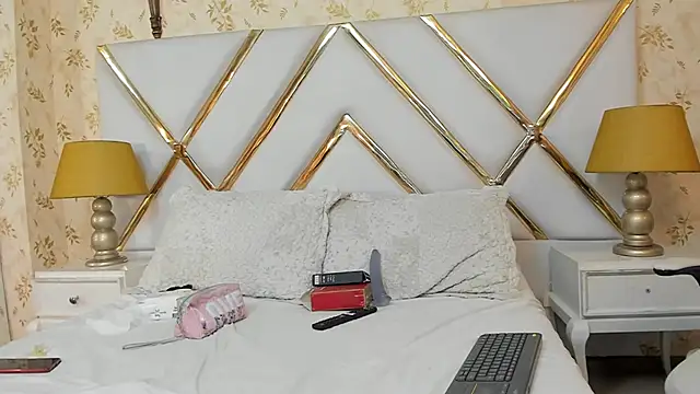 RachelleEvans online show from January 12, 2026, 6:13 pm