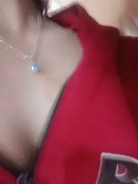 mayni012314 online show from May 24, 2026, 5:01 am
