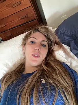 CelestialRuby online show from November 9, 2025, 4:27 pm