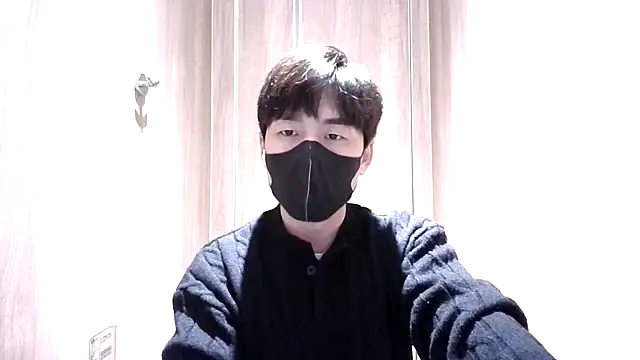 Snapshot of kimze7 chatting on January 14, 2026, 7:14 am kimze7 online show from January 14, 2026, 7:14 am