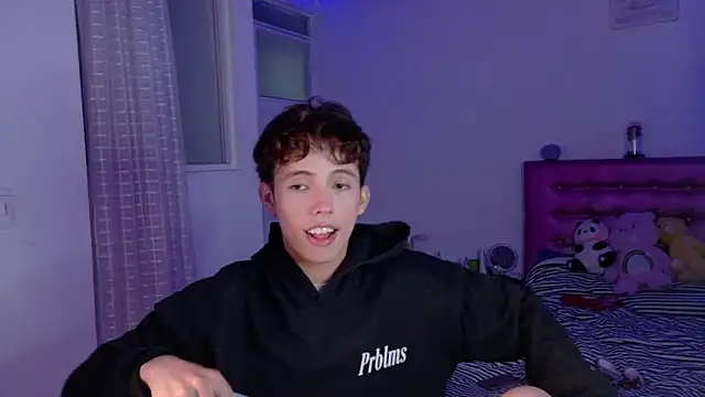 Snapshot of Dani_Dancer chatting on February 9, 2026, 1:09 am Dani Dancer online show from February 9, 2026, 1:09 am