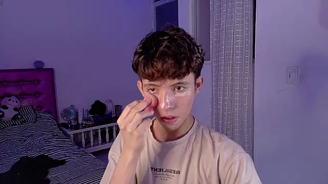 Snapshot of Dani_Dancer chatting on February 15, 2026, 11:23 pm Dani Dancer online show from February 15, 2026, 11:23 pm