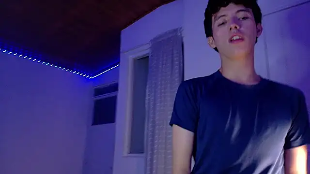 Snapshot of Dani_Dancer chatting on February 17, 2026, 2:41 am Dani Dancer online show from February 17, 2026, 2:41 am