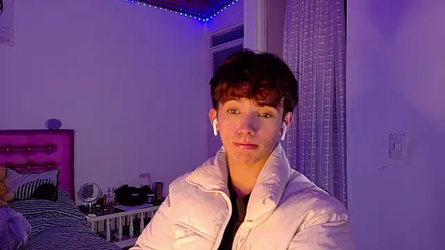 Snapshot of Dani_Dancer chatting on February 21, 2026, 2:34 am Dani Dancer online show from February 21, 2026, 2:34 am