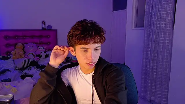 Snapshot of Dani_Dancer chatting on March 1, 2026, 5:09 am Dani Dancer online show from March 1, 2026, 5:09 am