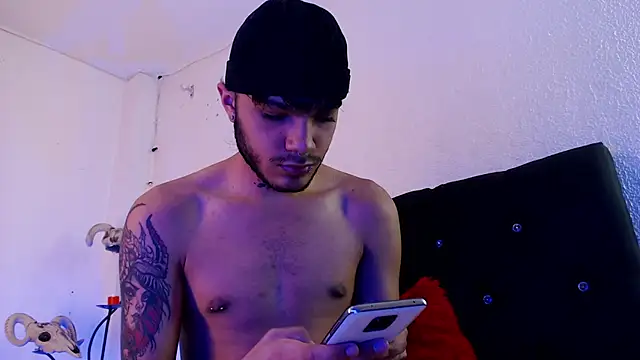 Snapshot of kingdani_hot chatting on February 22, 2026, 2:13 am kingdani hot online show from February 22, 2026, 2:13 am