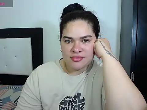 NinaFuentes2X online show from August 5, 2026, 2:36 am